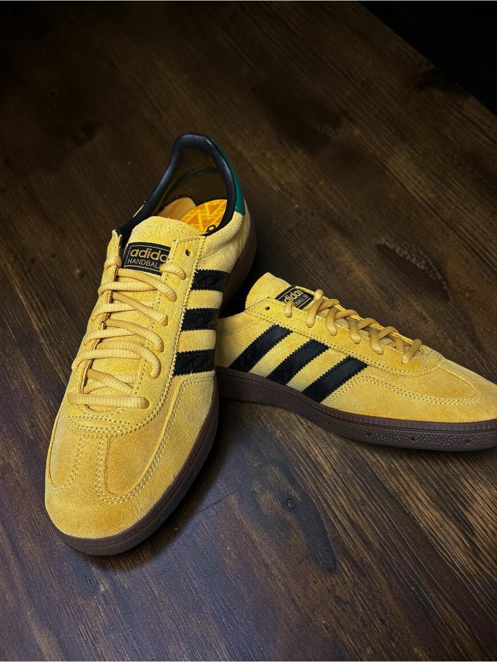 Adidas Handball SPEZIAL Sneakers, Yellow/Black/Green, size 9 men/10 in women. - Picture 4 of 8